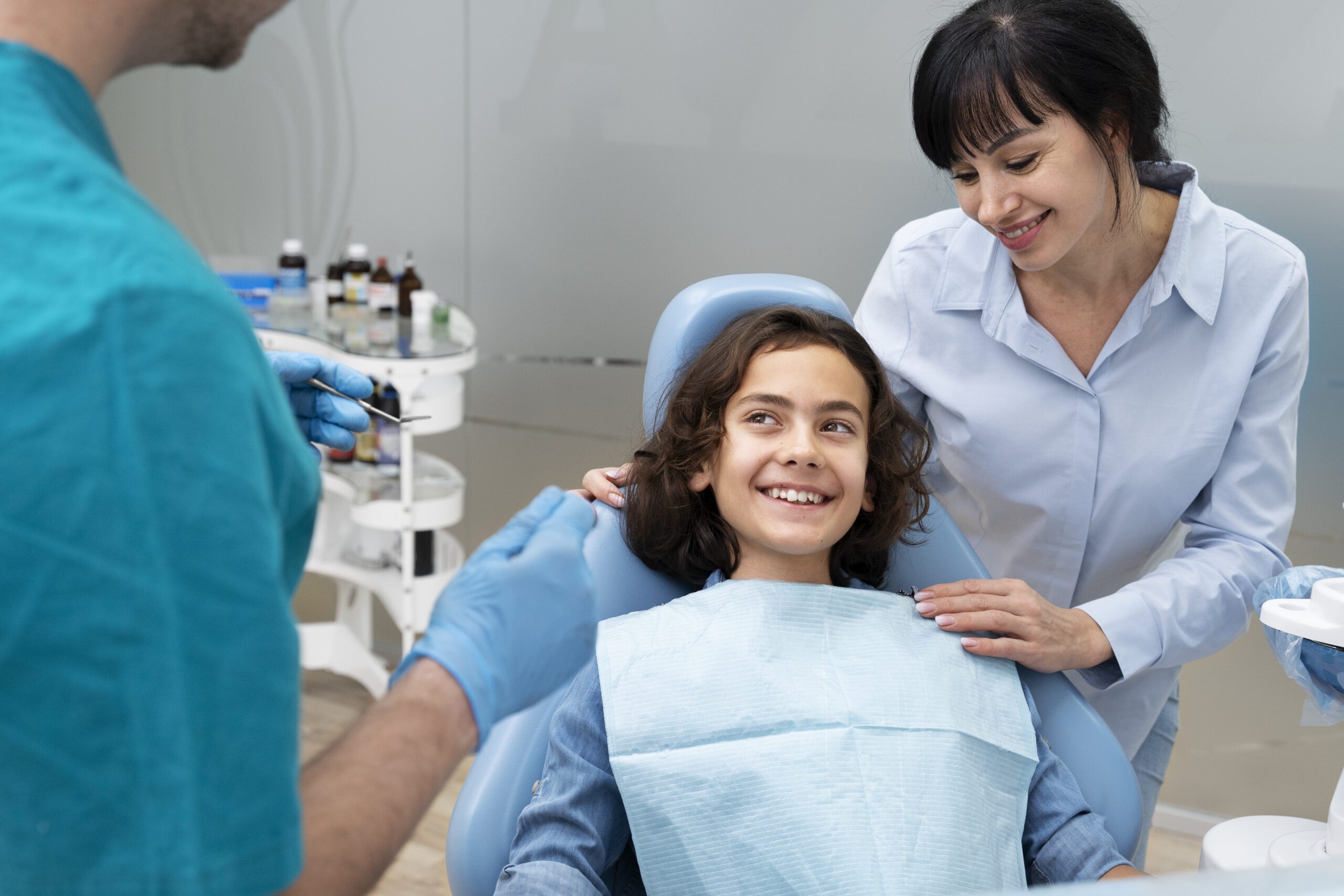 close-up-boy-dentist