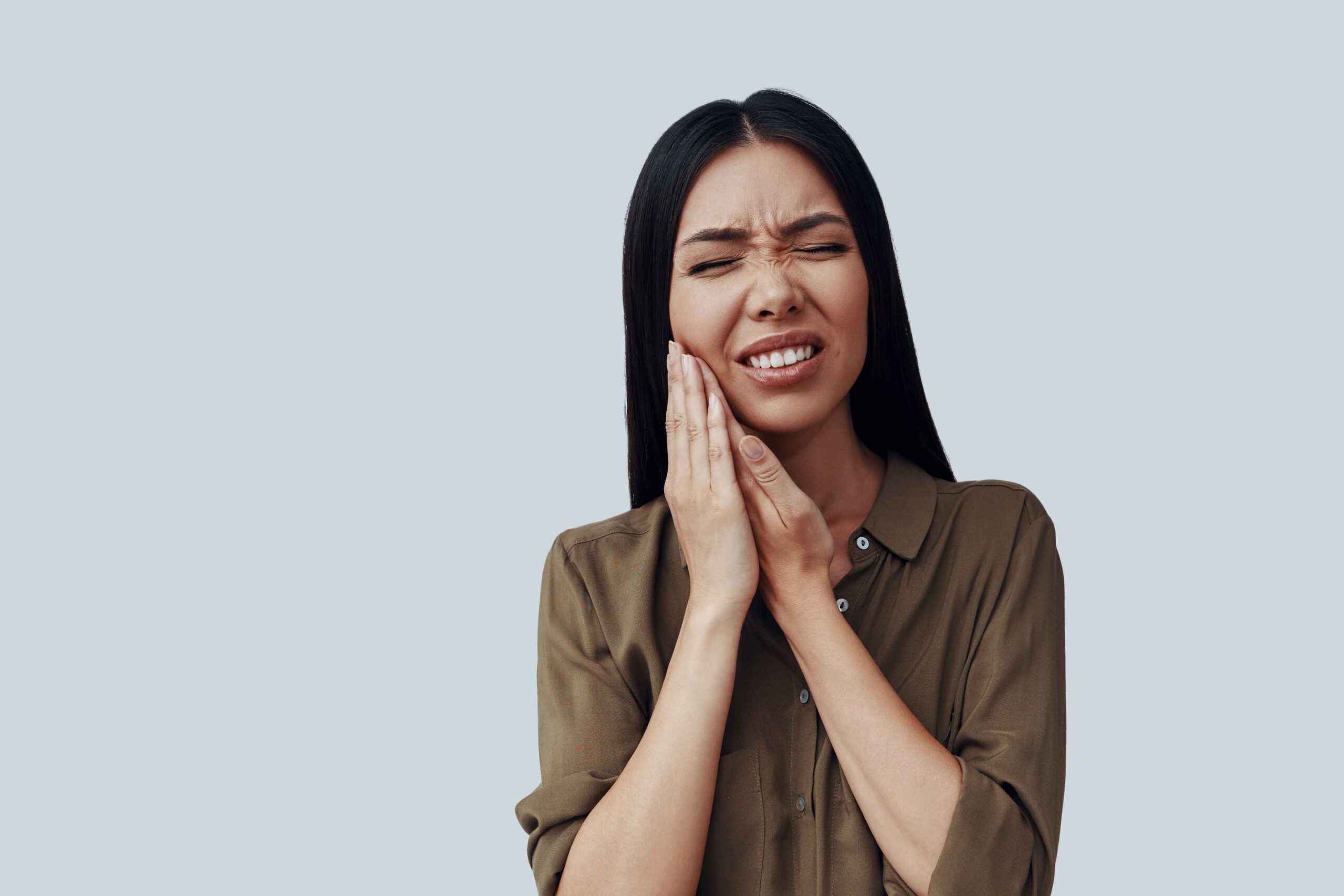 Featured image for “Sudden Tooth Pain and Help From an emergency dentist”